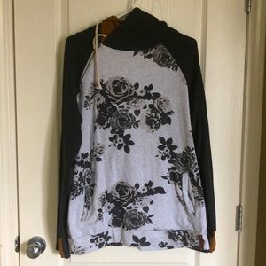 Ampersand Avenue double hood